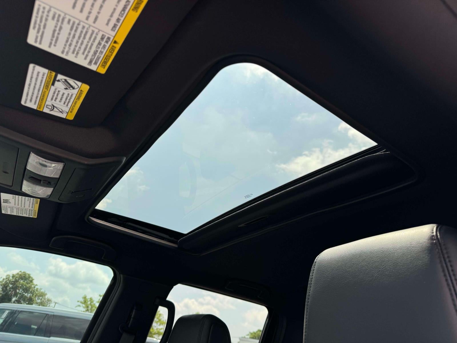 2022 Nissan Frontier Crew Cab PRO-4X 4x4