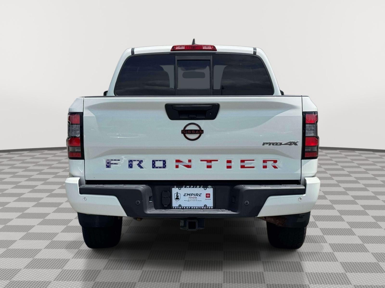 2022 Nissan Frontier Crew Cab PRO-4X 4x4