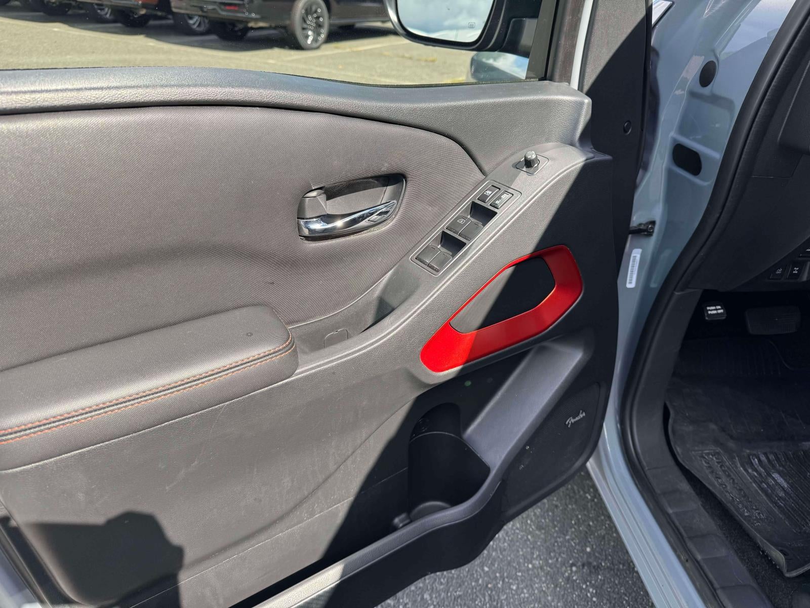 2023 Nissan Frontier Crew Cab PRO-4X 4x4