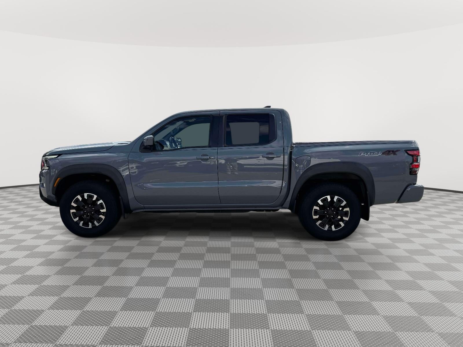 2023 Nissan Frontier Crew Cab PRO-4X 4x4