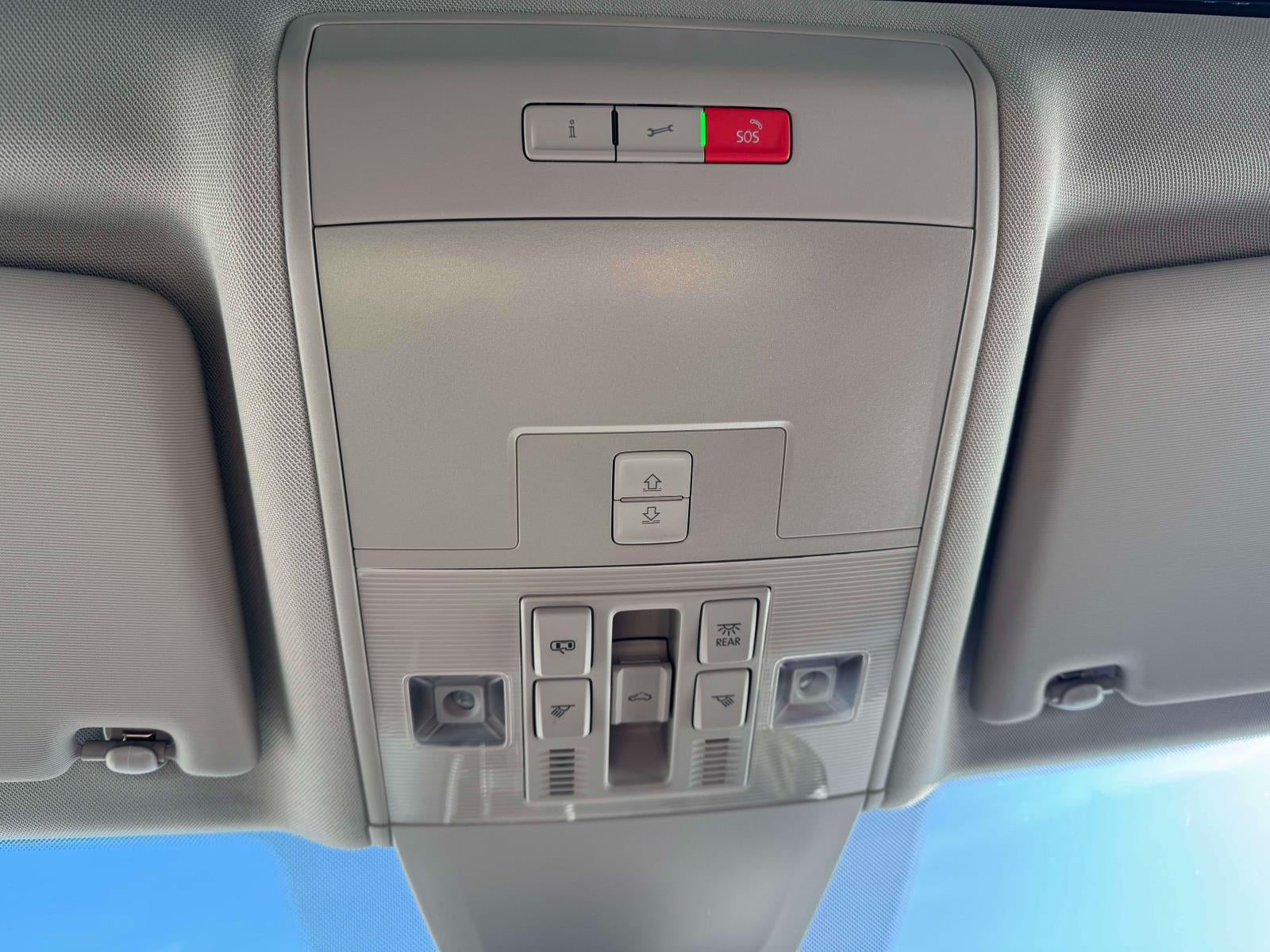 2023 Volkswagen Atlas 3.6L V6 SEL R-Line Black