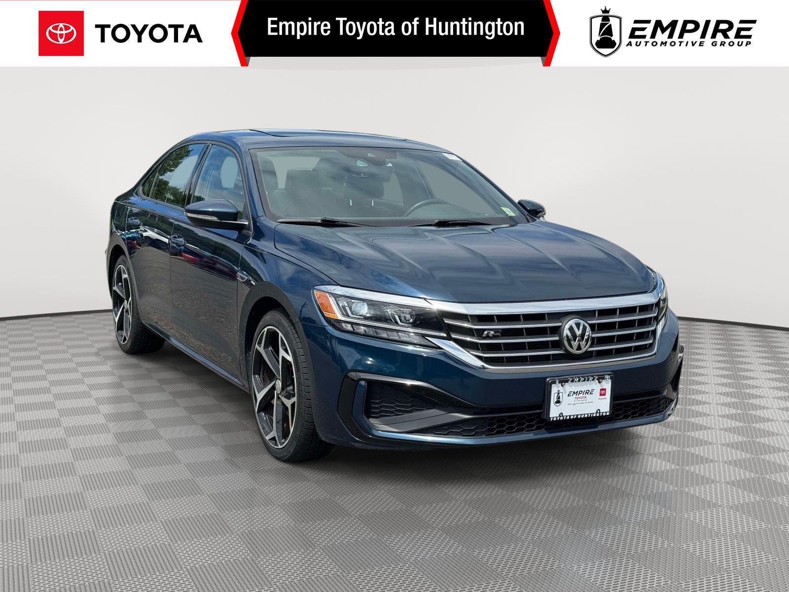 2021 Volkswagen Passat 2.0T R-Line