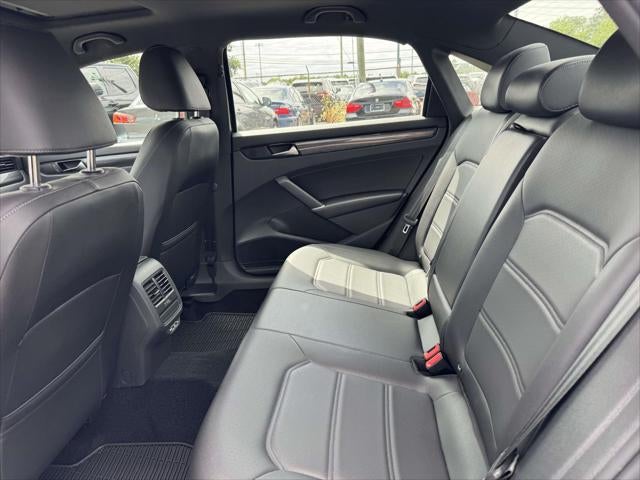 2021 Volkswagen Passat 2.0T R-Line