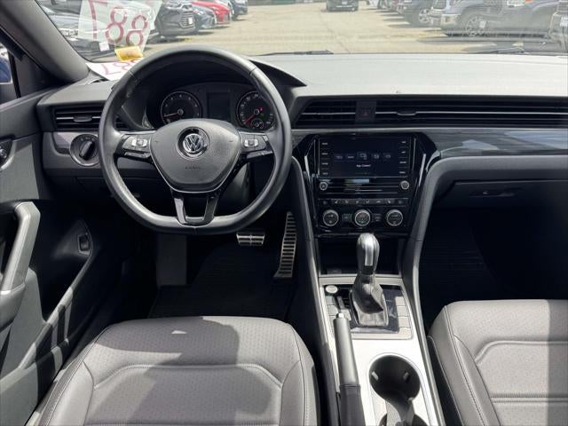 2021 Volkswagen Passat 2.0T R-Line