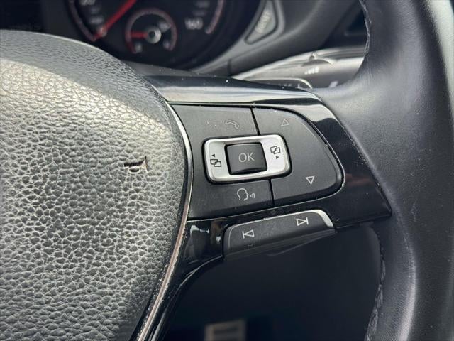 2021 Volkswagen Passat 2.0T R-Line