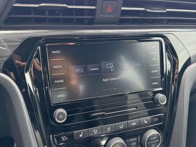 2021 Volkswagen Passat 2.0T R-Line