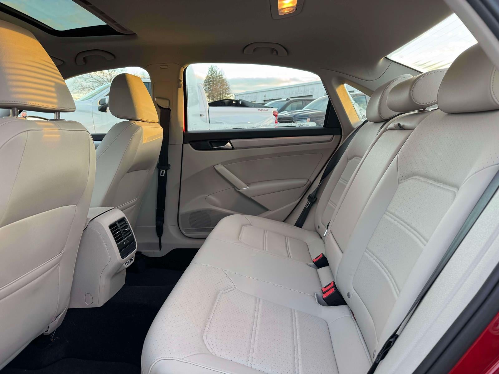 2022 Volkswagen Passat 2.0T SE