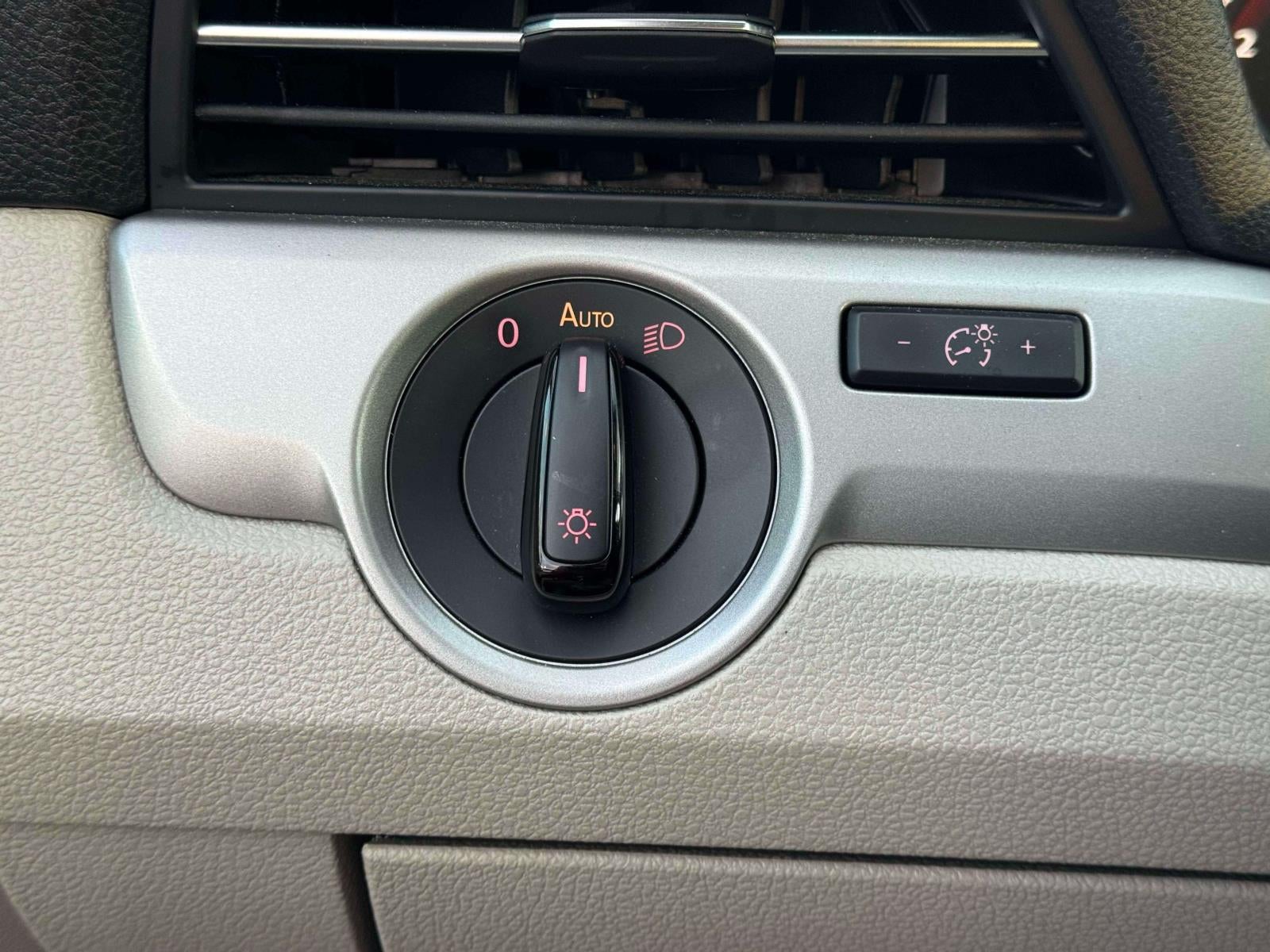 2022 Volkswagen Passat 2.0T SE