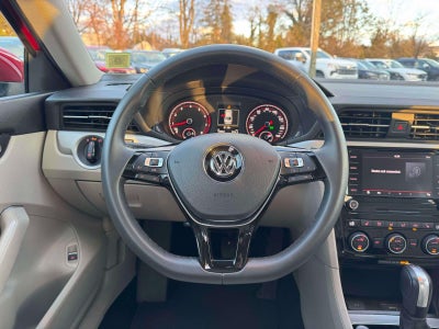 2022 Volkswagen Passat 2.0T SE