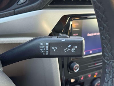 2022 Volkswagen Passat 2.0T SE