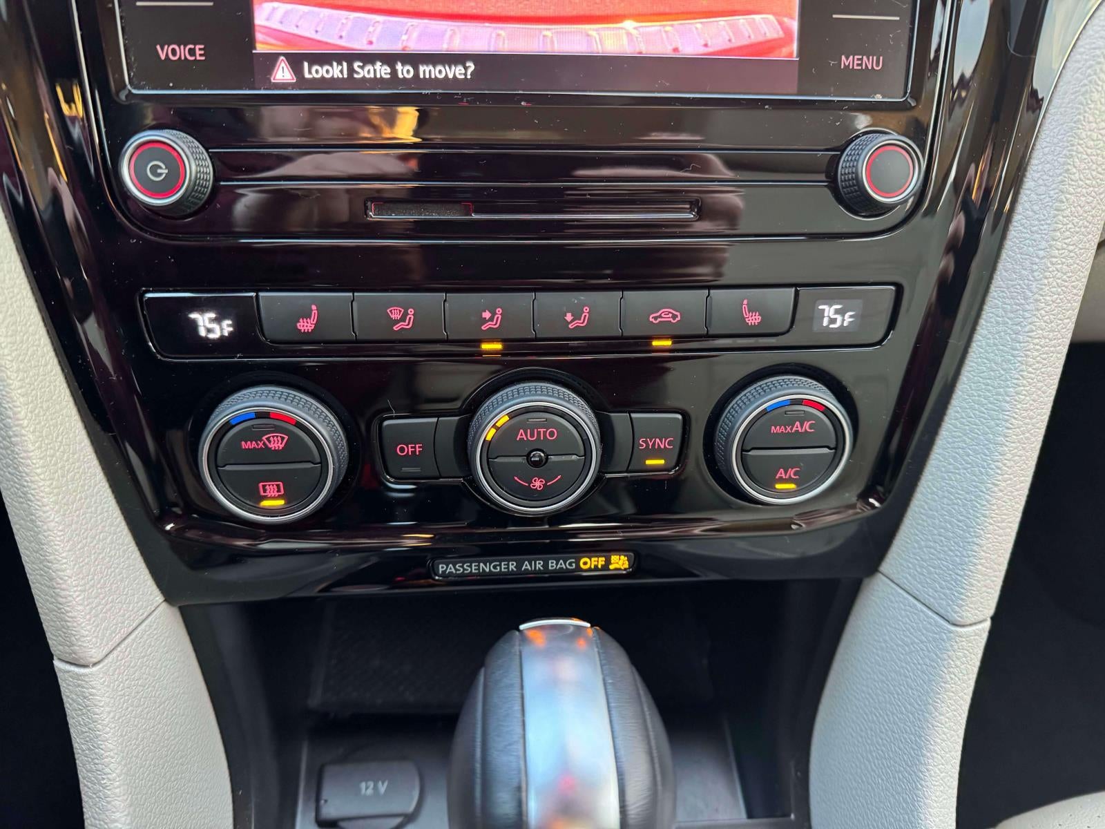 2022 Volkswagen Passat 2.0T SE