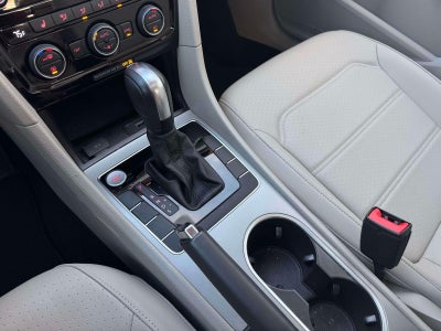 2022 Volkswagen Passat 2.0T SE