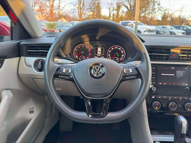 2022 Volkswagen Passat 2.0T SE