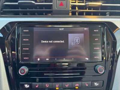 2022 Volkswagen Passat 2.0T SE