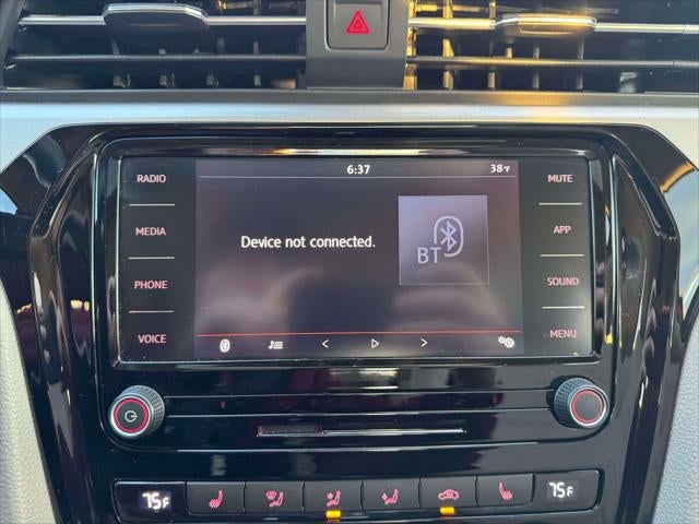 2022 Volkswagen Passat 2.0T SE