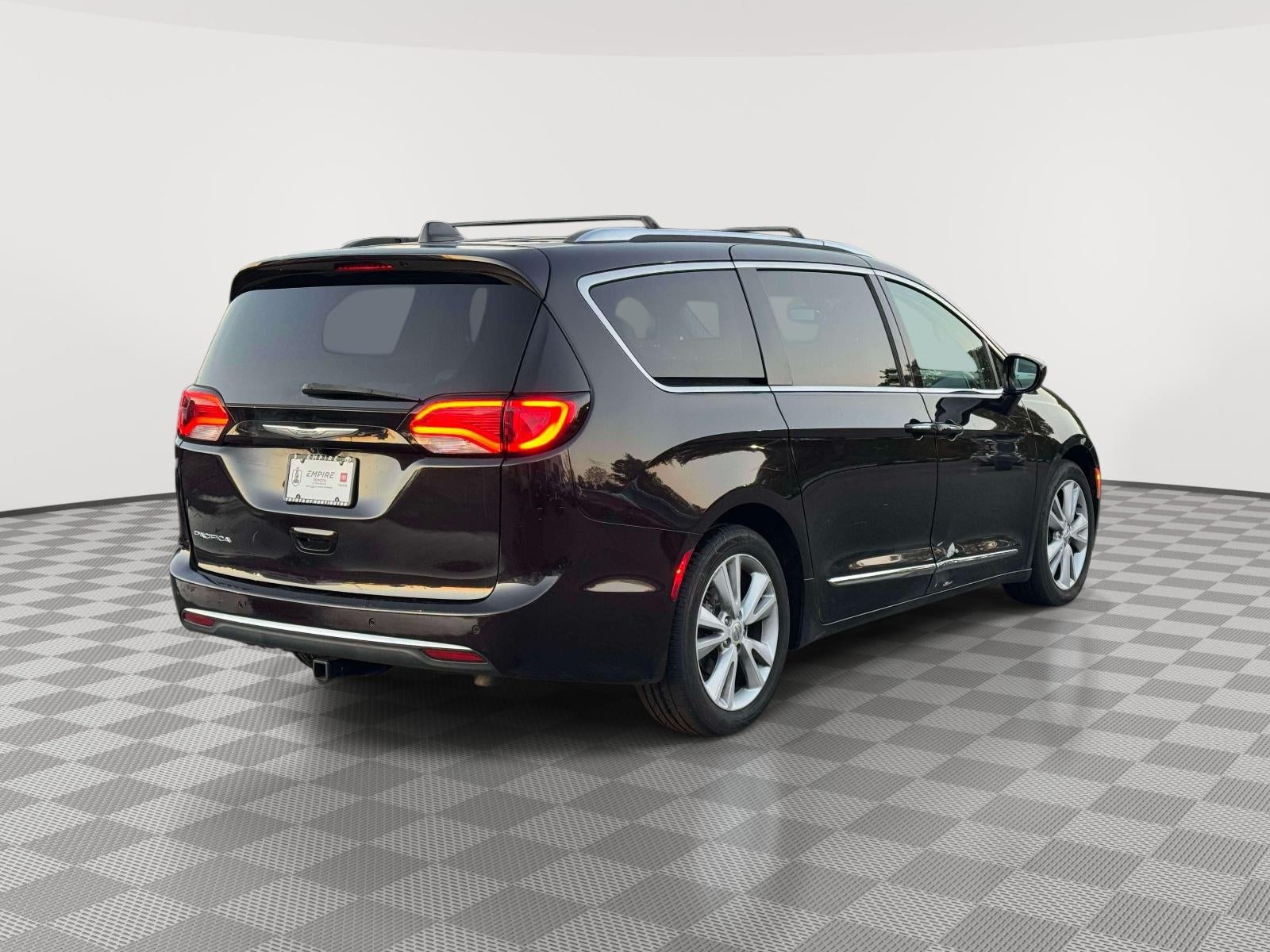 2017 Chrysler Pacifica Touring-L Plus