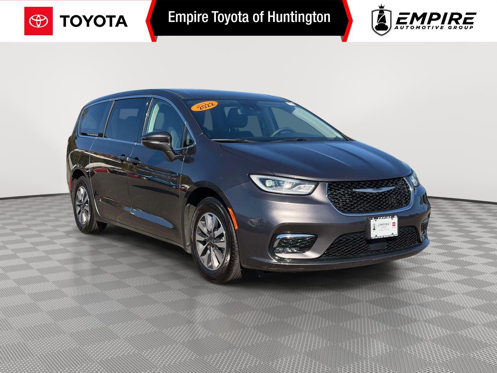2022 Chrysler Pacifica Hybrid Touring L