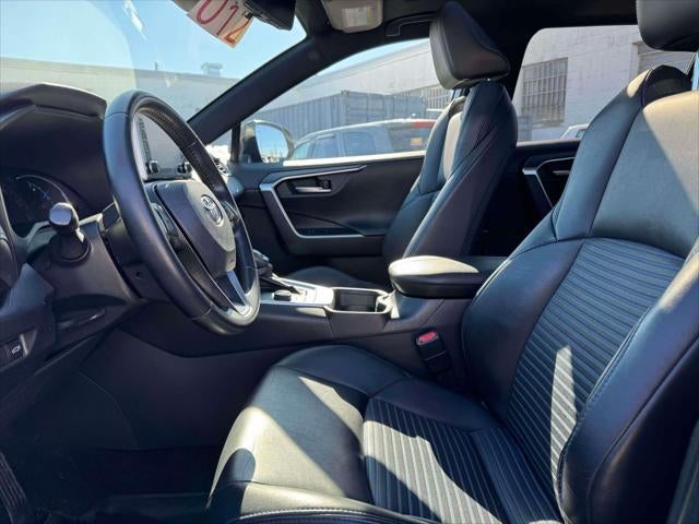 2019 Toyota RAV4 Hybrid XSE