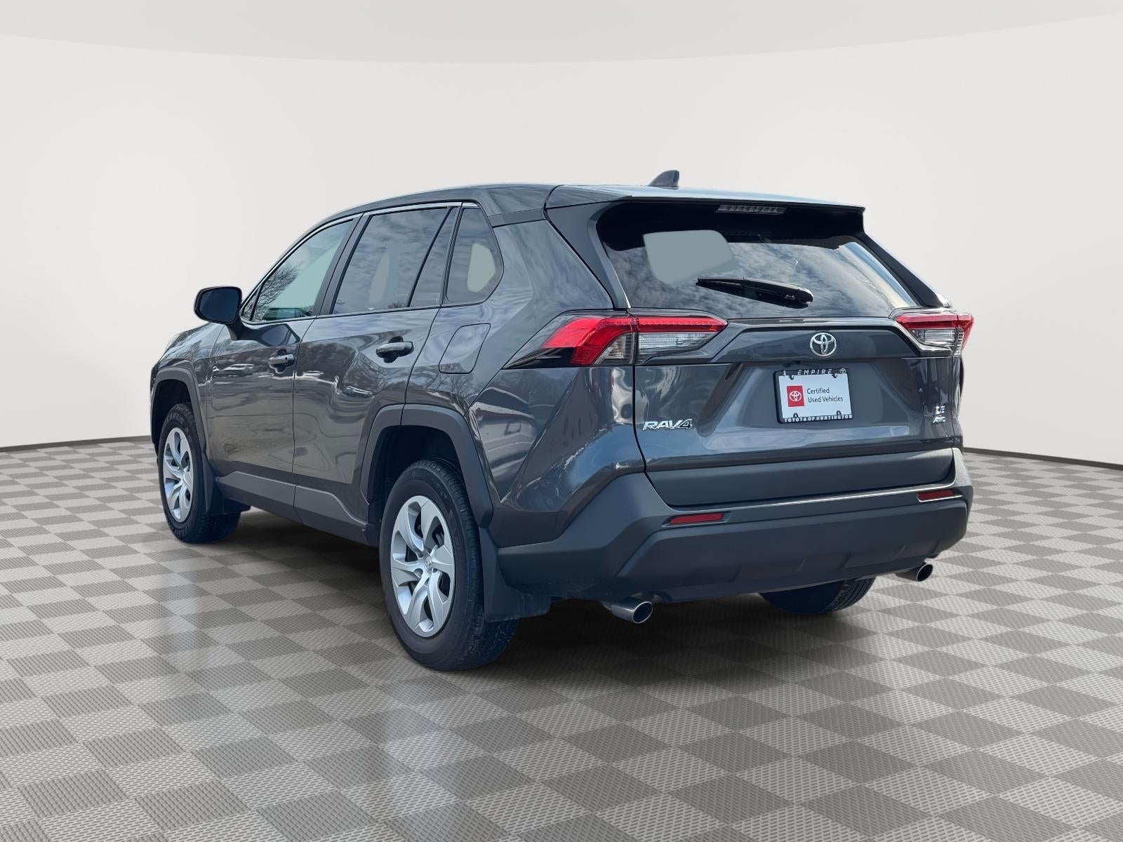 2023 Toyota RAV4 LE