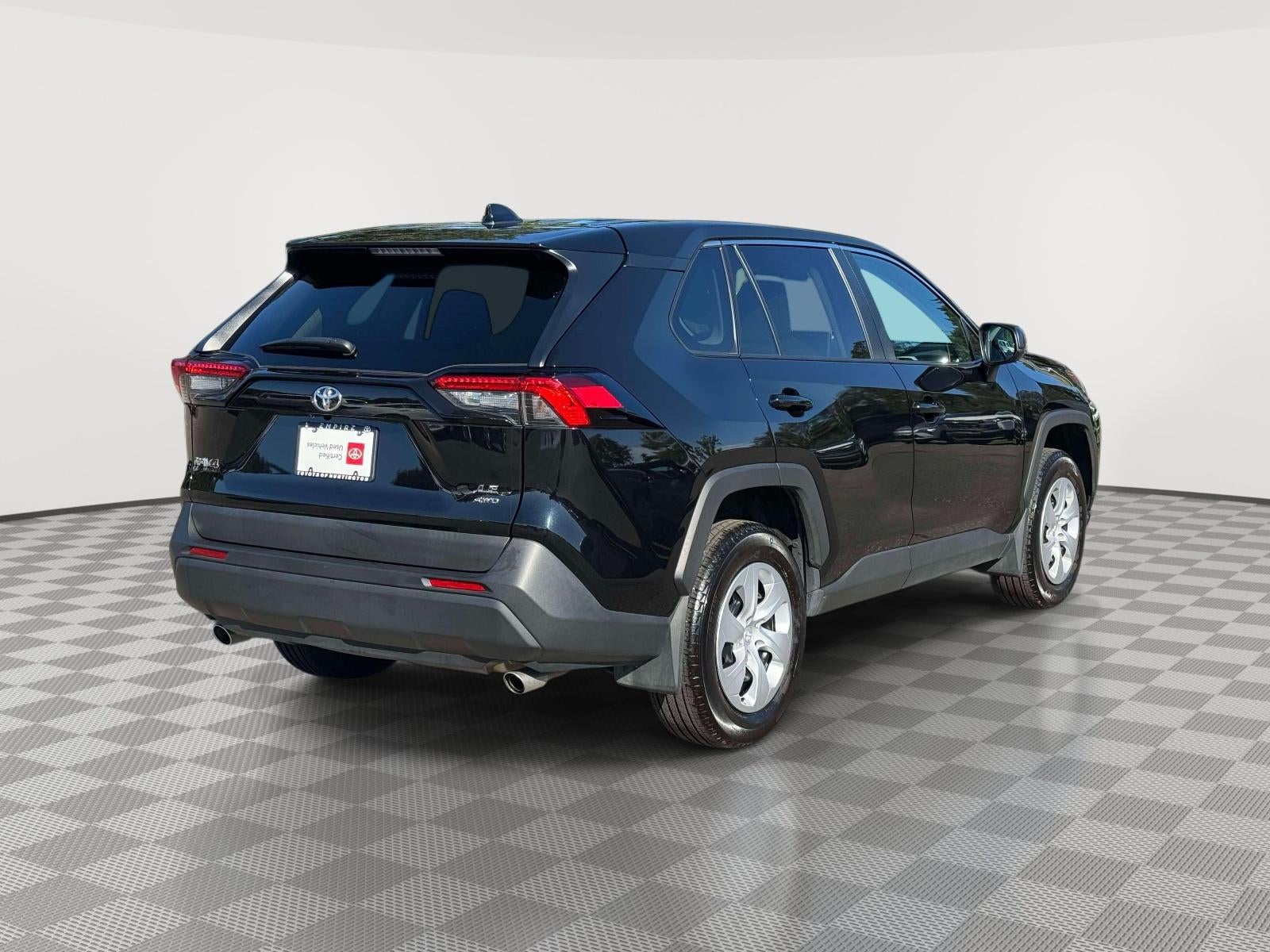 2025 Toyota RAV4 LE