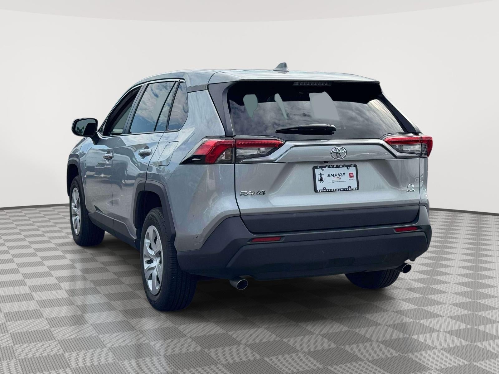 2025 Toyota RAV4 LE