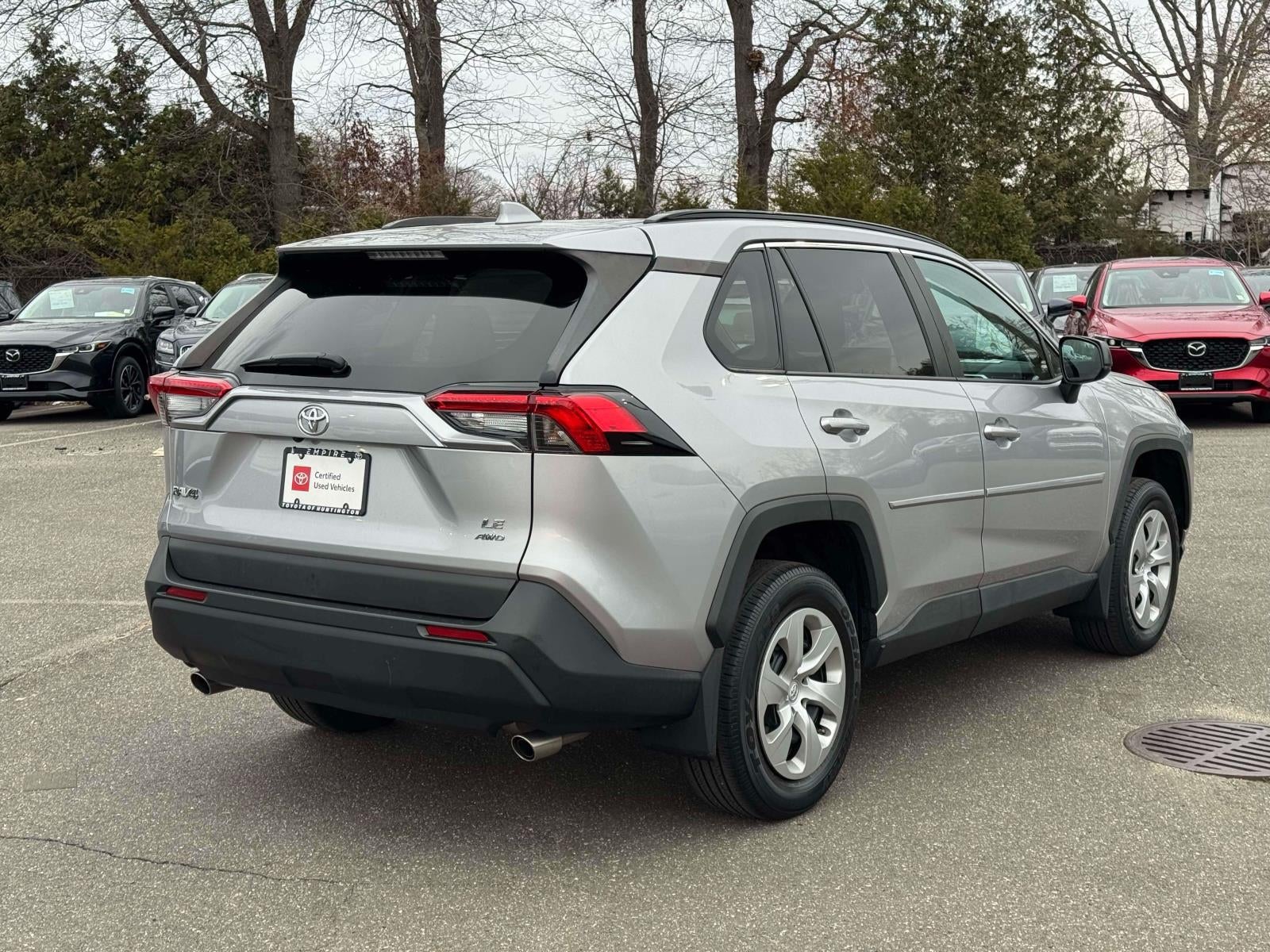 2020 Toyota RAV4 LE