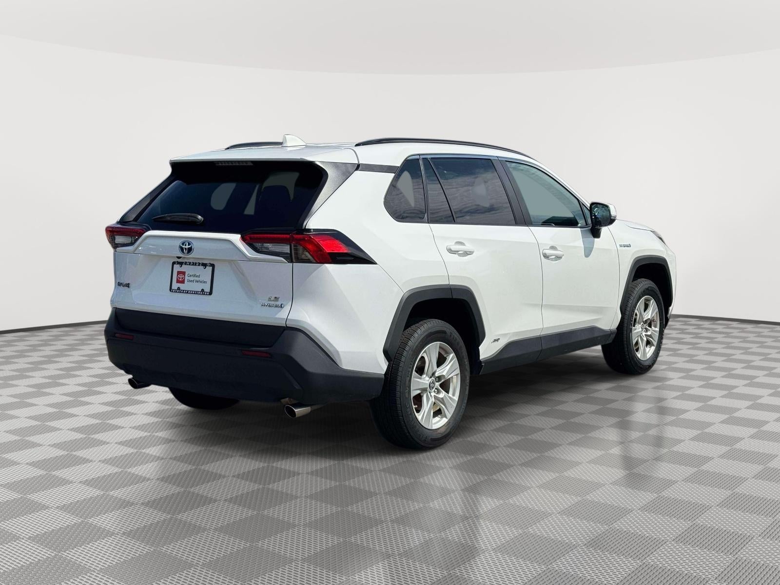 2021 Toyota RAV4 Hybrid LE