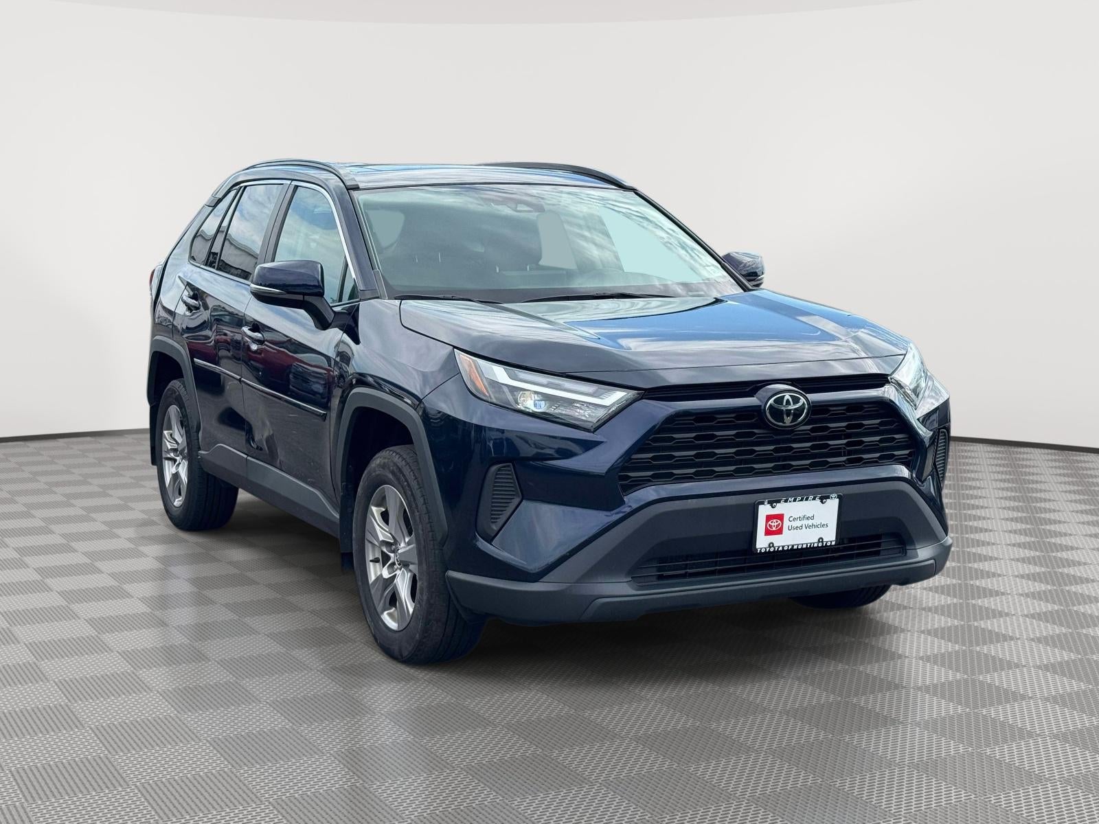 2023 Toyota RAV4 XLE AWD's photo