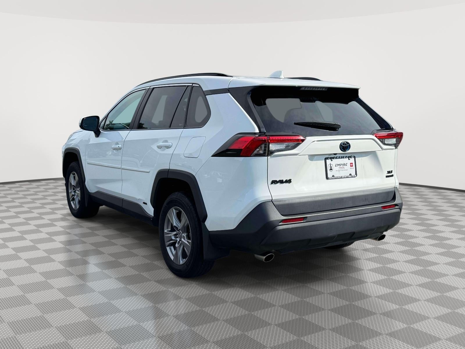 2023 Toyota RAV4 Hybrid XLE