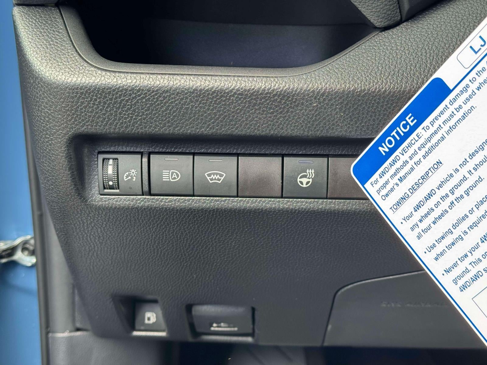2024 Toyota RAV4 Hybrid SE