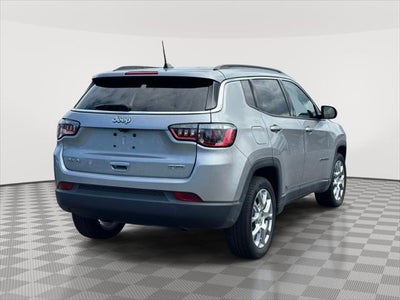 2022 Jeep Compass Latitude Lux 4x4