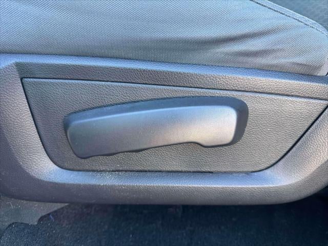 2018 RAM 1500 Express Crew Cab 4x4 57' Box