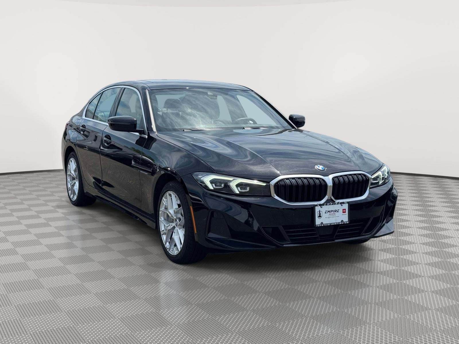 2025 BMW 3 Series's photo
