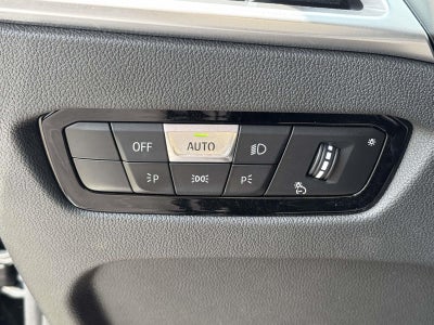 2025 BMW 330i xDrive