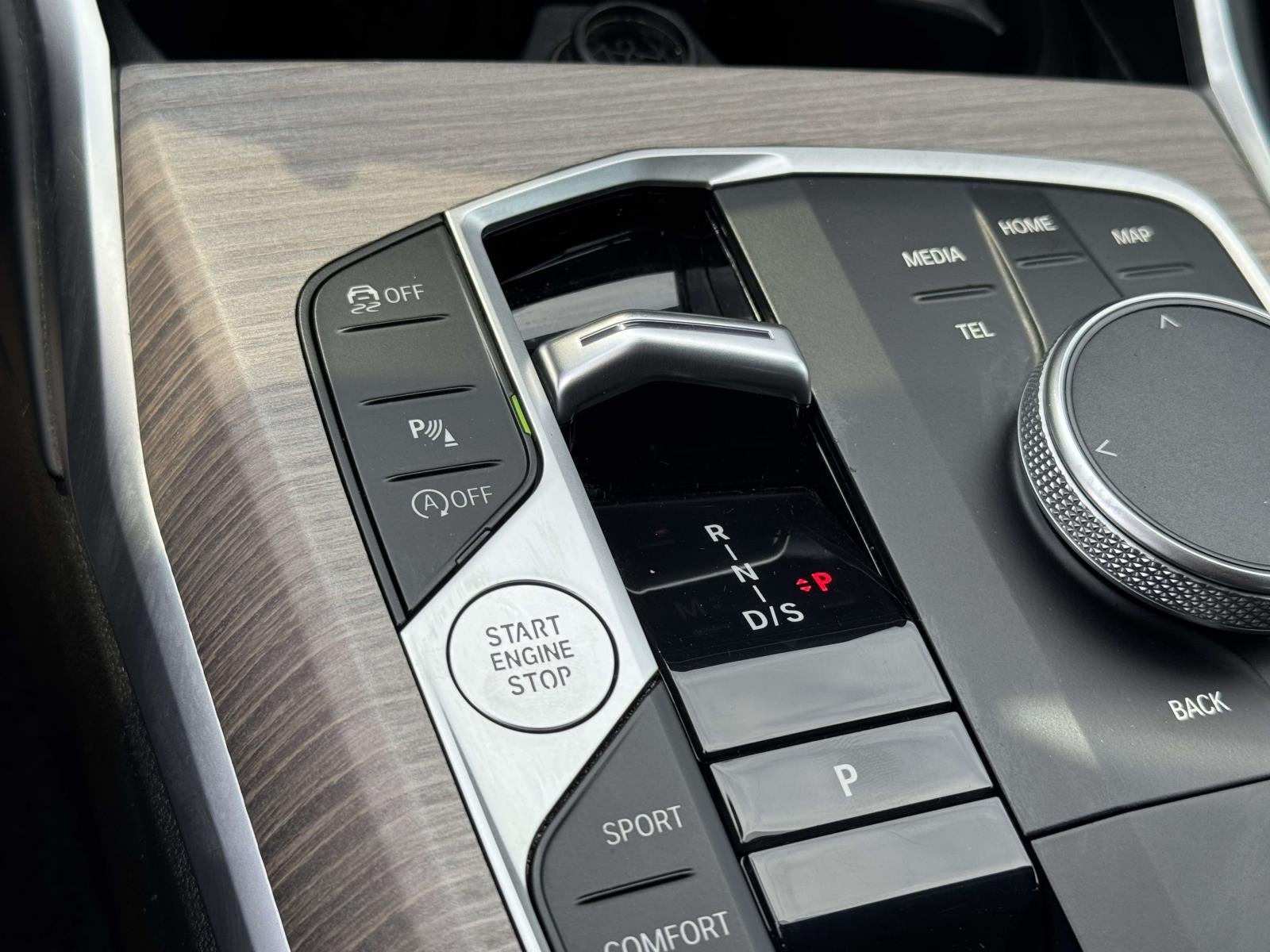 2025 BMW 330i xDrive
