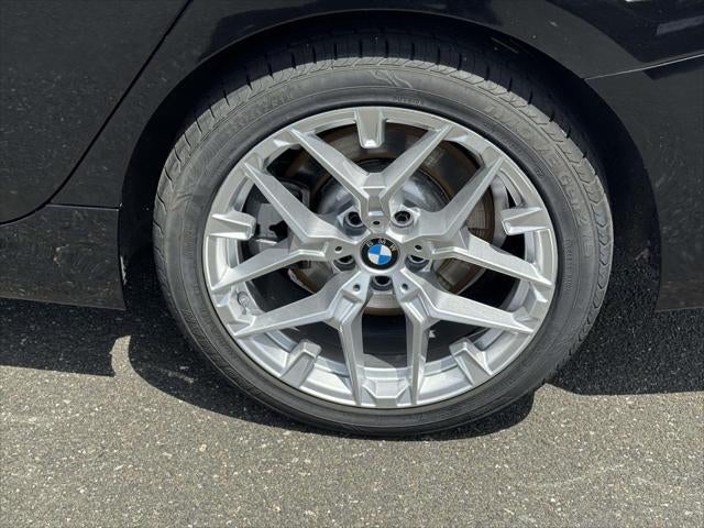 2025 BMW 330i xDrive