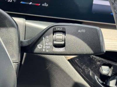 2025 BMW 330i xDrive