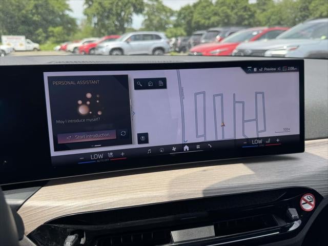 2025 BMW 330i xDrive