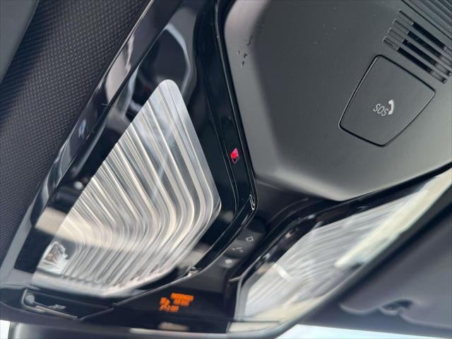 2025 BMW 330i xDrive