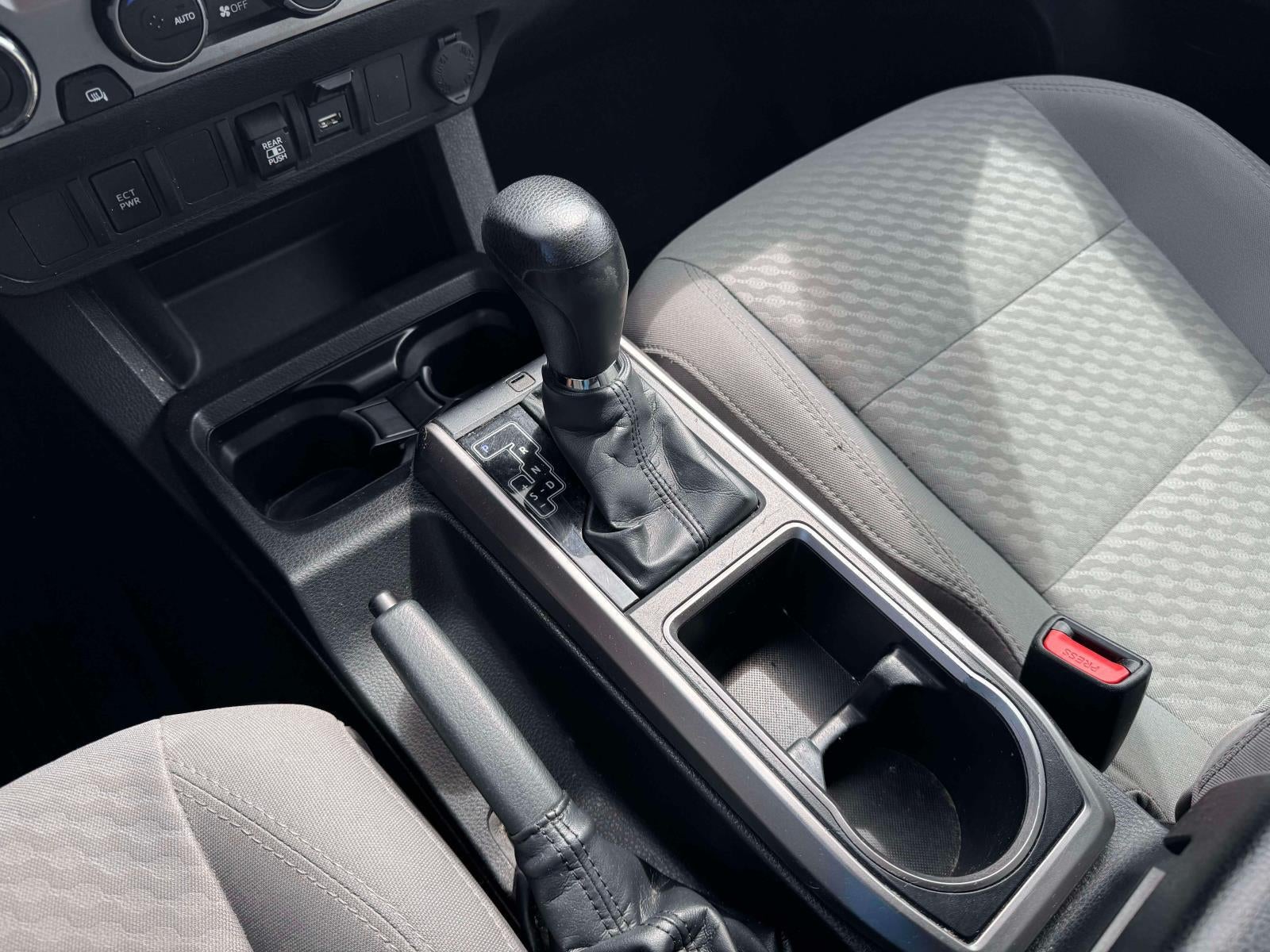 2022 Toyota Tacoma SR5 V6