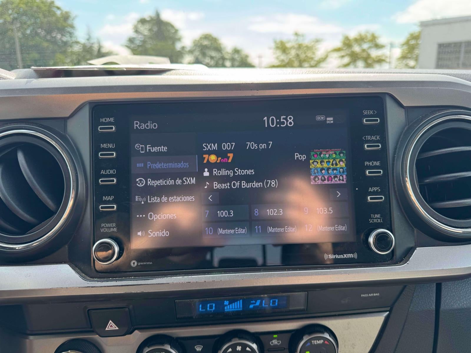 2022 Toyota Tacoma SR5 V6