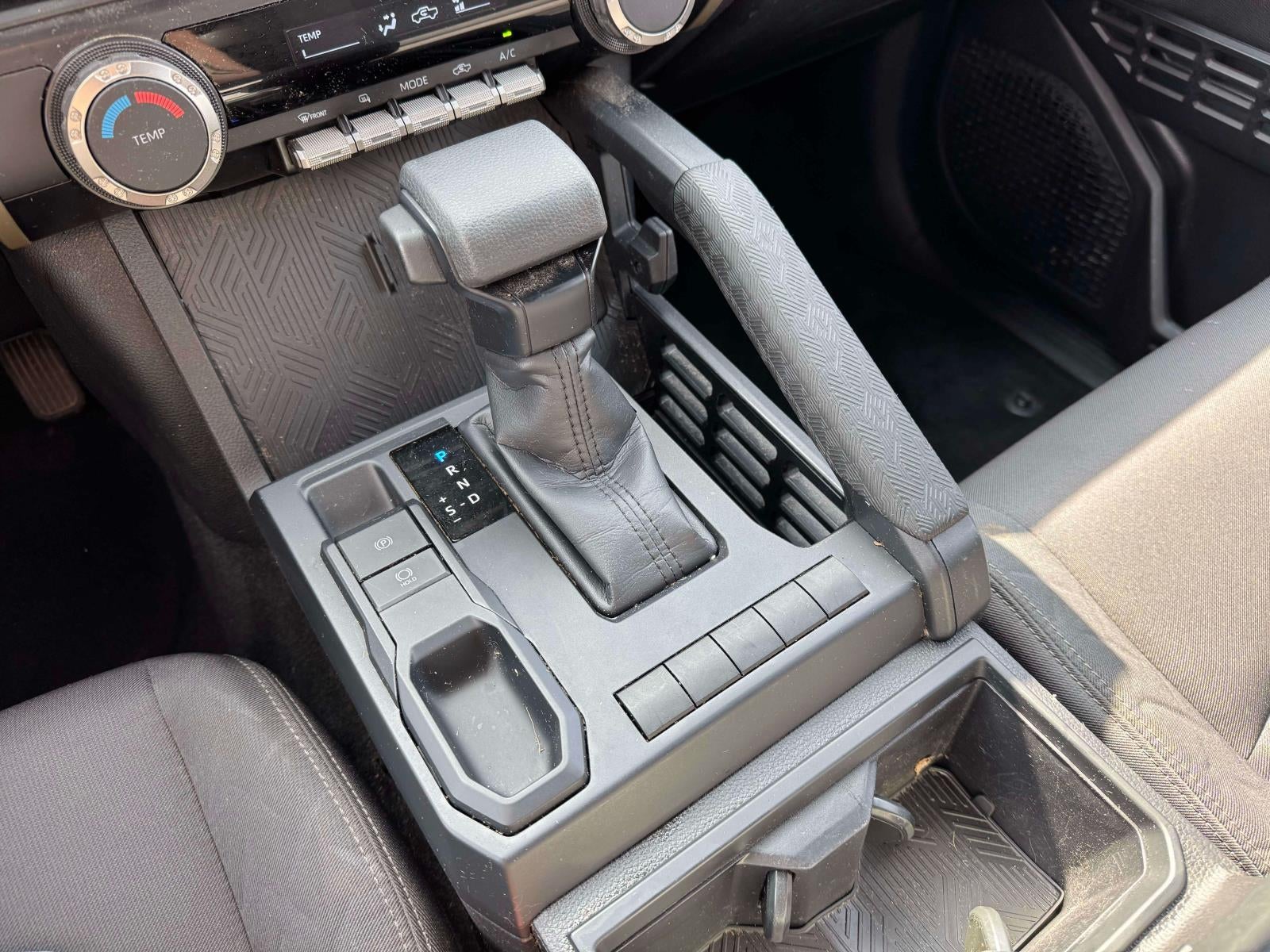 2025 Toyota Tacoma SR