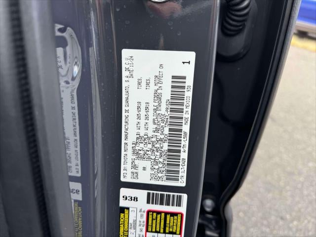 2024 Toyota Tacoma Hybrid TRD Sport 4WD