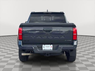 2024 Toyota Tacoma Hybrid TRD Sport 4WD