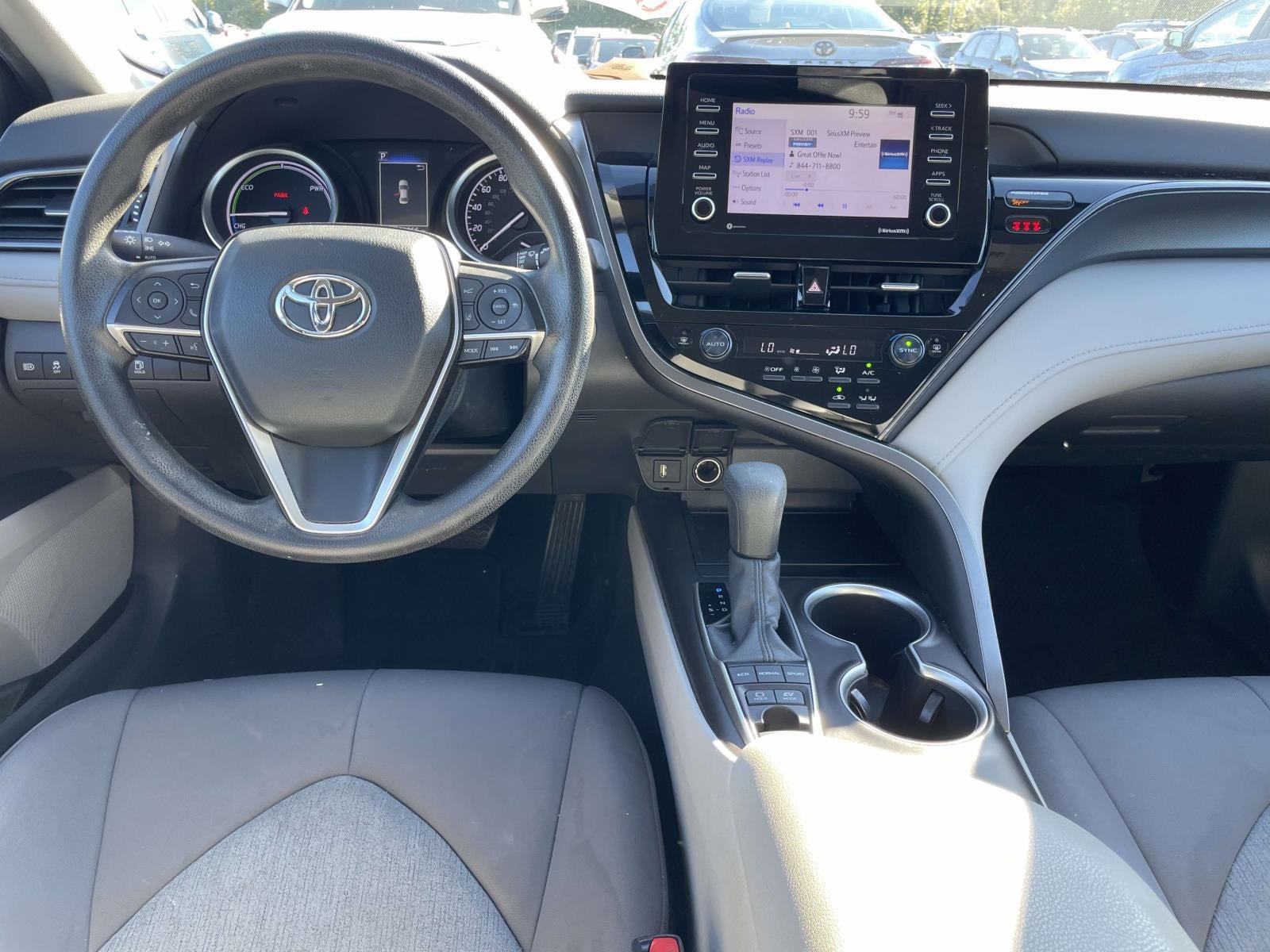 2022 Toyota Camry Hybrid LE