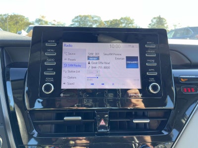 2022 Toyota Camry Hybrid LE