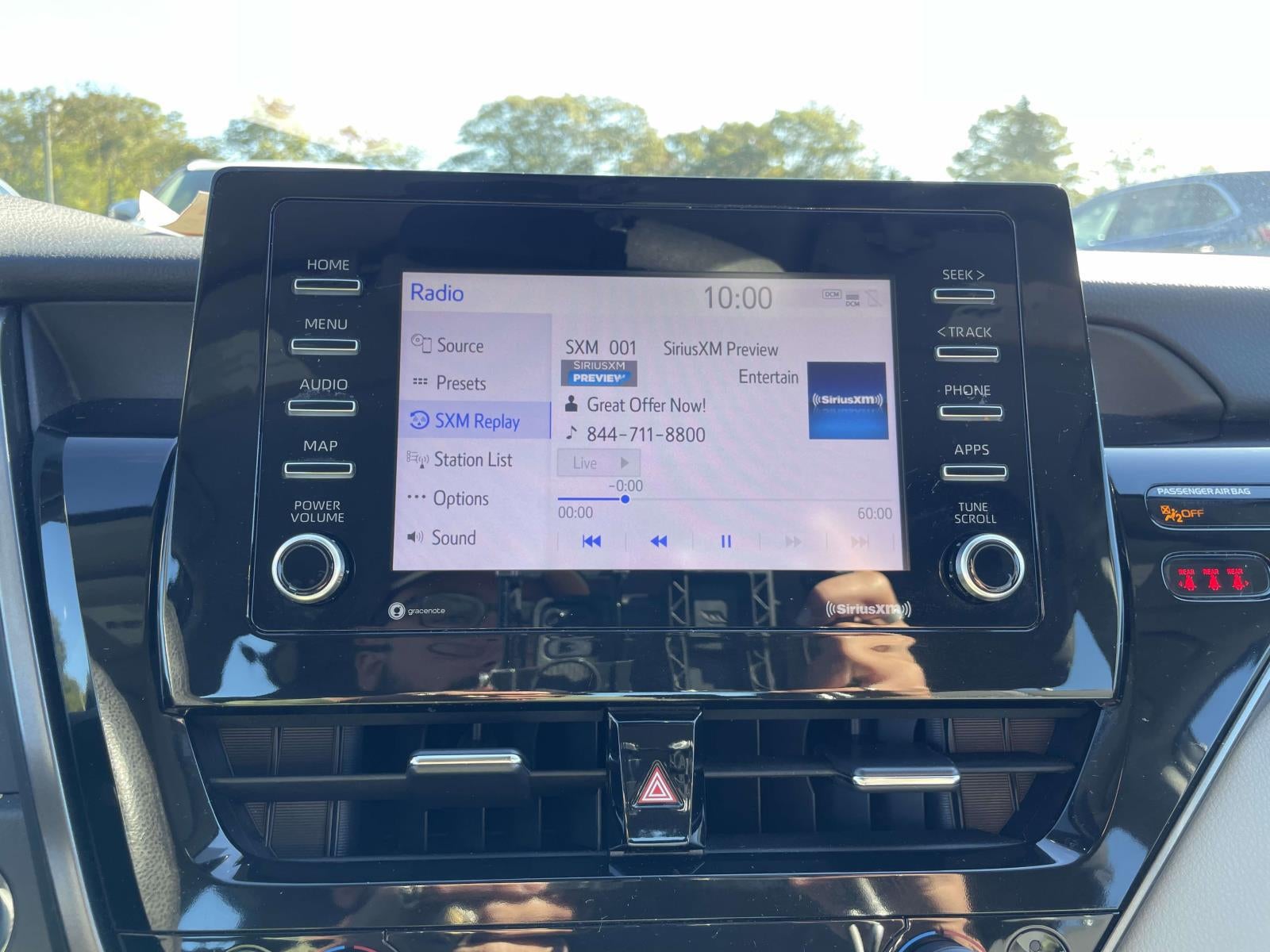 2022 Toyota Camry Hybrid LE
