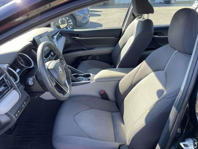 2022 Toyota Camry Hybrid LE