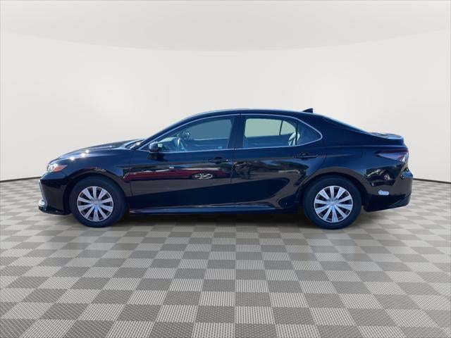 2022 Toyota Camry Hybrid LE