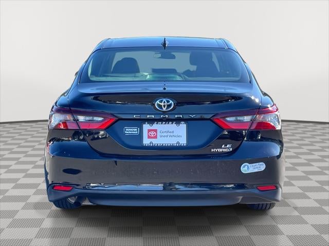 2022 Toyota Camry Hybrid LE